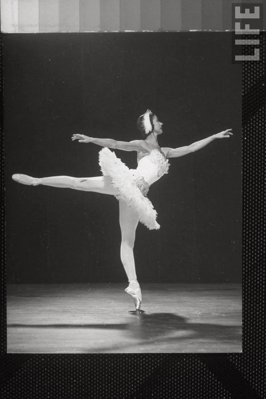 Балерина фонтейн 5