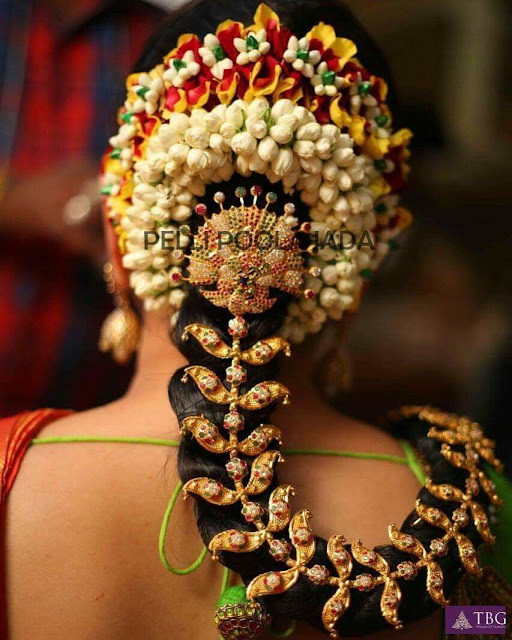 indian bridal hairstyles with jasmine flowers