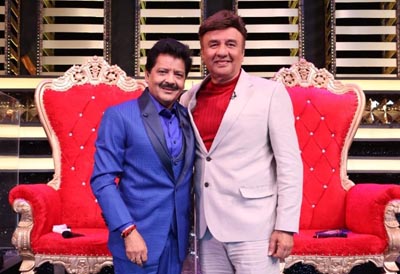 Udit Narayan and Anu Malik on the set of Dance Deewane 3