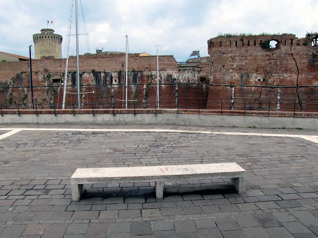 Bench facing the Fortezza Vecchia, Old Fortress, Livorno