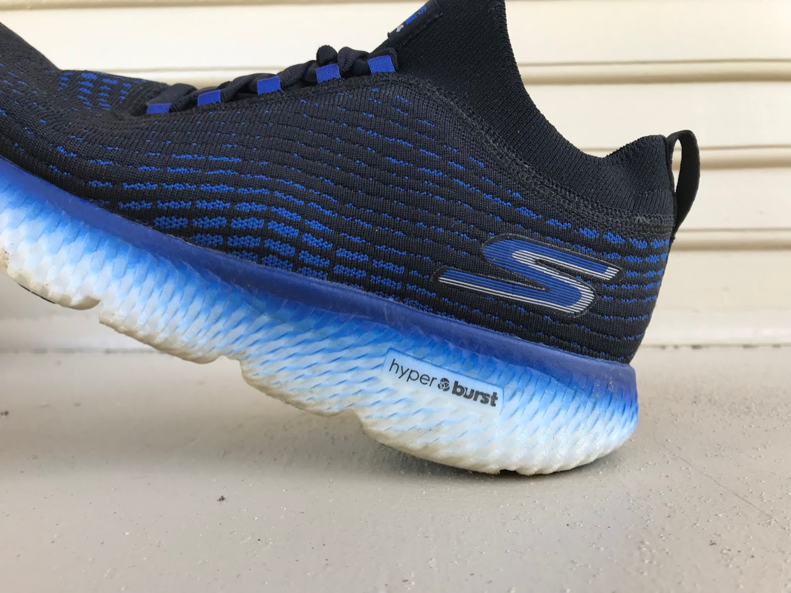 skechers go run max road