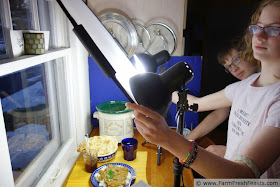 behind the scenes--how to take a photo of a plate of curry on a dark winter evening with artificial lights