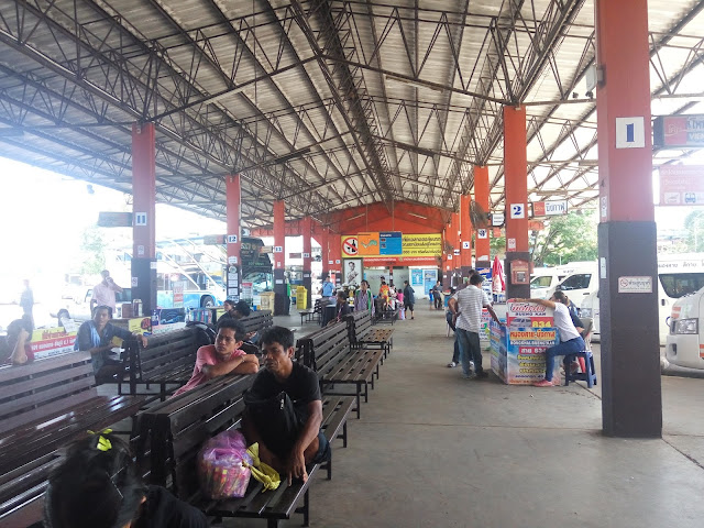 Laos, Vientiane, Central bus station, khua din bus station, talat sao bus station, morning market, bus station, terminal, thanaleng border, lao thai border, nong khai, nong khai bus station