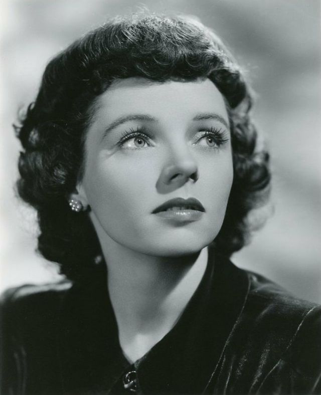 30 Beautiful Photos of Jane Wyatt in the 1930s and ’40s ~ Vintage Everyday