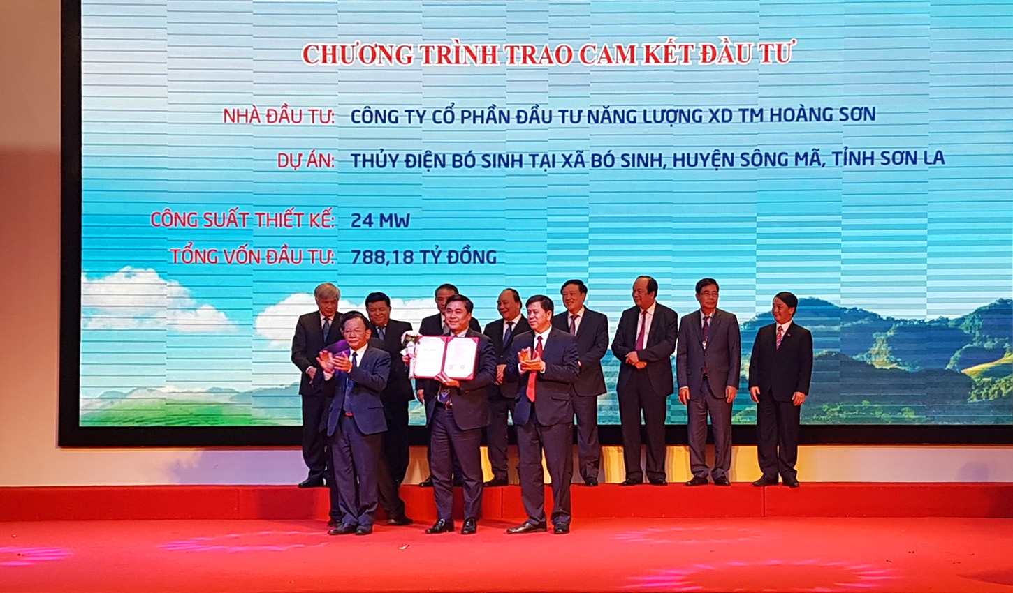 Công ty Hoàng Sơn đầu tư xây dựng dự án thủy điện Bó Sinh tại Hội nghị xúc tiến đầu tư tỉnh Sơn La năm 2017.
