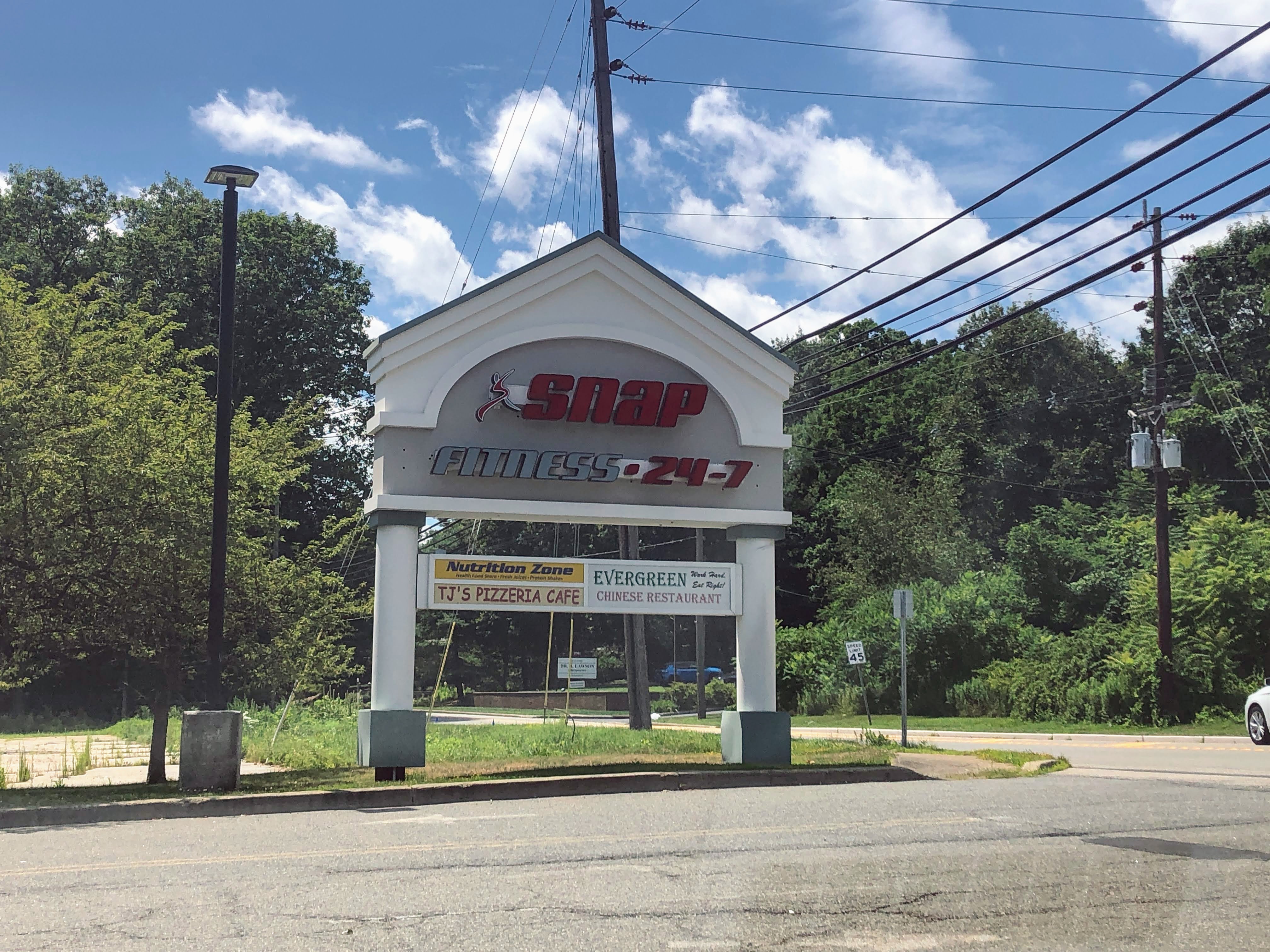 5716 Berkshire Valley Rd, Oak Ridge, NJ