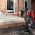Bulan Ramadhan, Jawara Jum'at Koramil 01/Tln Bersihkan Masjid Al Marwah
