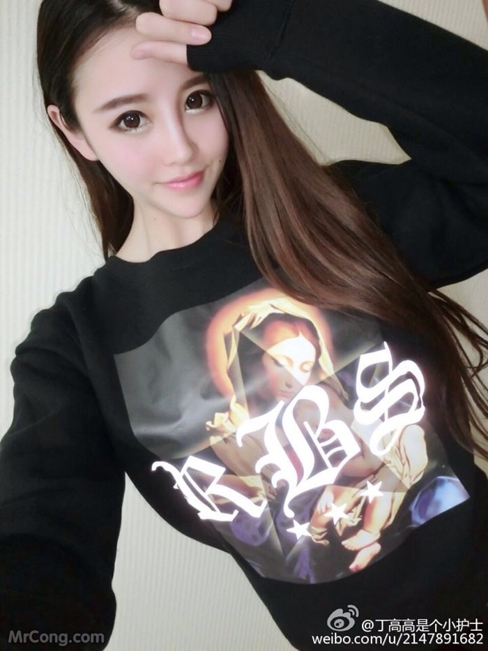 Cute selfie of ibo 高高 是 个小 护士 on Weibo (235 photos) photo 1-6