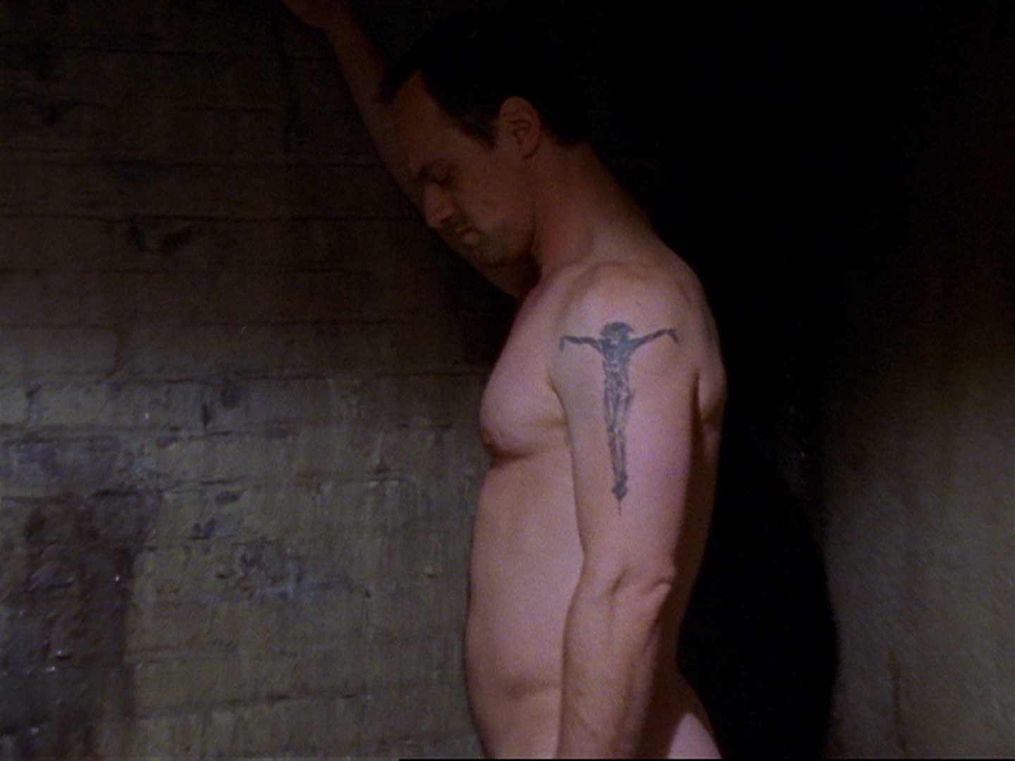 Christopher Meloni Going Full Frontal in Oz, Ep. 