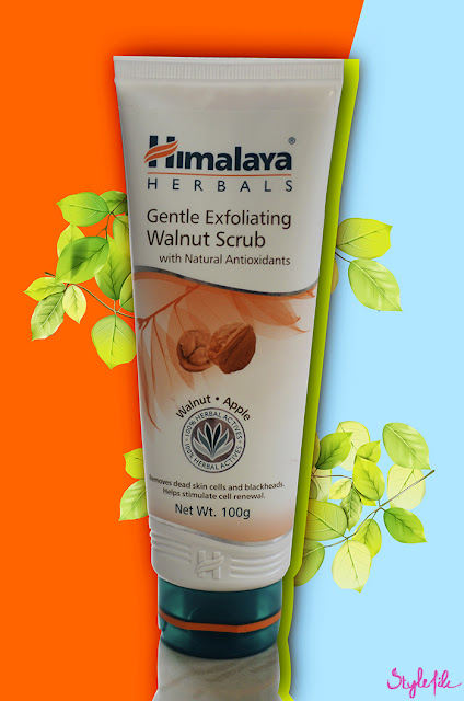 To care for her oily skin, Dayle Pereira the beauty blogger at Style File turns to the Himalaya Gentle Exfoliating Walnut scrub which gets rid of blackheads and dullness for clear, glowing skin