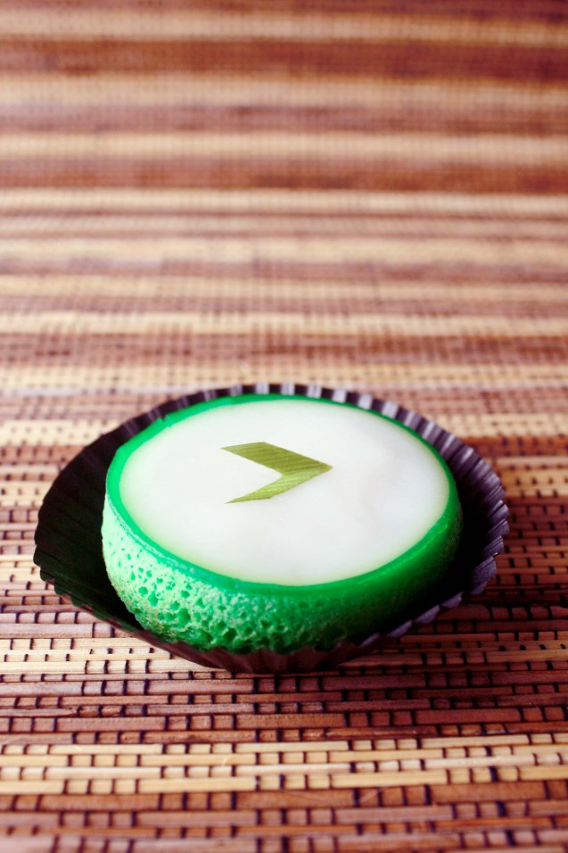 kue : kue lumpur lapindo,rengginang bawang