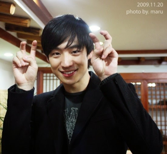 오늘 31번째 생일을 맞은 이제훈 | 인스티즈