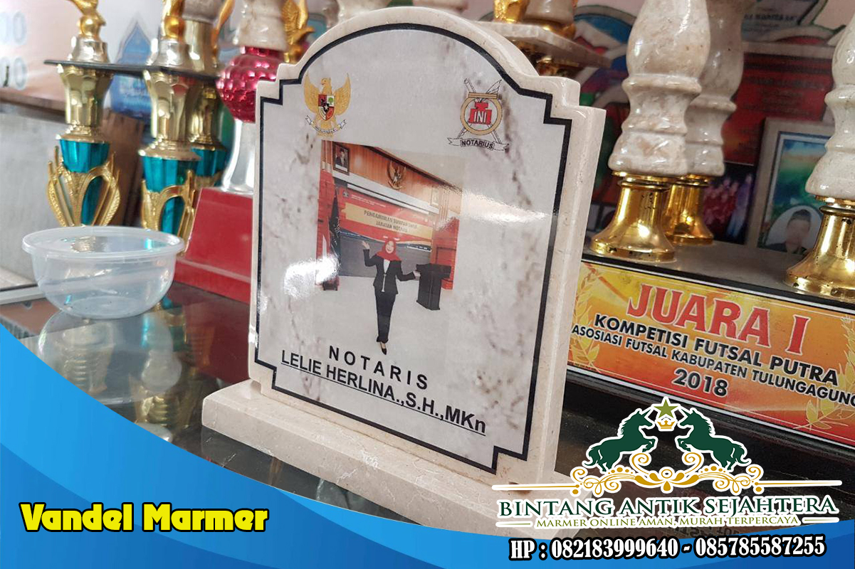 Vandel Marmer Contoh Vandel Untuk Pemateri Contoh