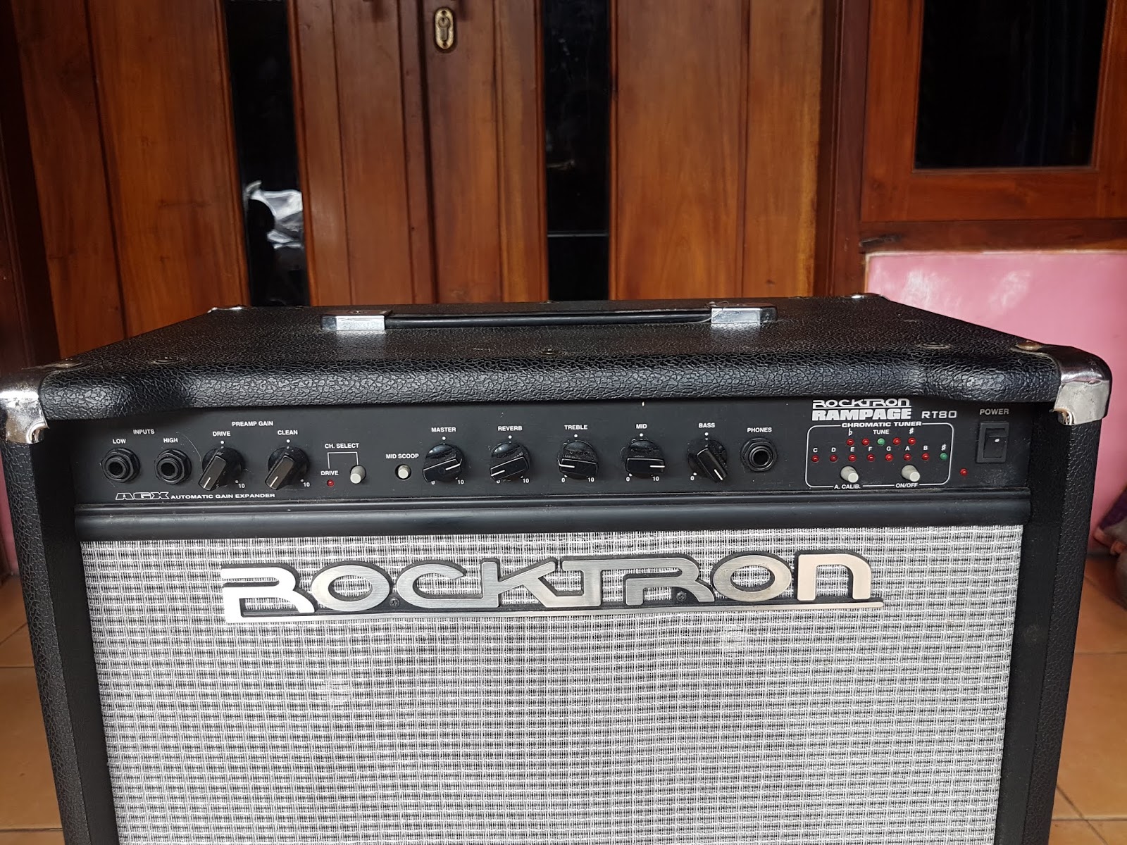 antiQue Bekasi: Terjual rocktron rampage rt80 made in korea designet in