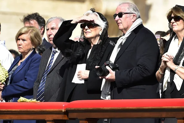 Former King Albert II of Belgium and Queen Paola of Belgium attended the Easter Mass celebrated by Pope Francis in St. Peter's square, Diamond Tiara, diamond erarrings, baracelet, wedding dress