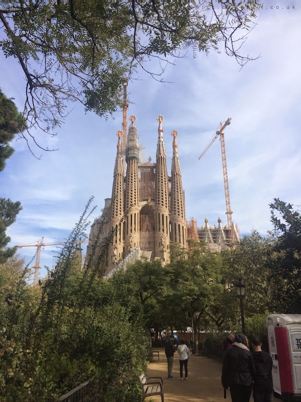 Barcelona, mojito, palm tree, Spain, travel, trip, uni, lifestyle, Catalan, Spanish, holiday, Gaudi, Sagrada Familia 