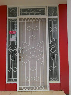 Pintu Double