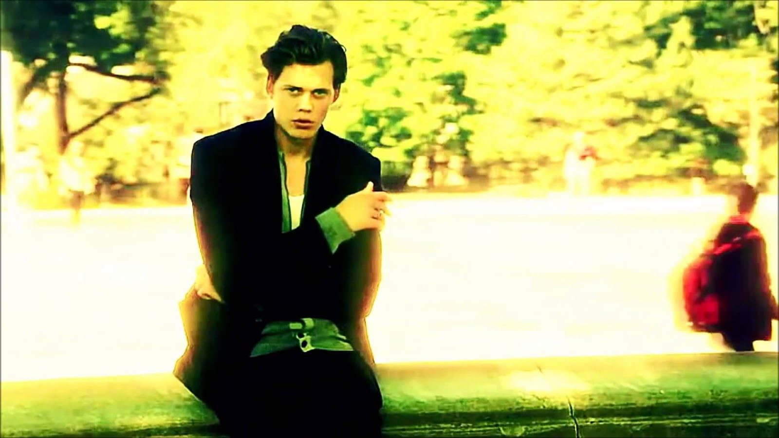 35 Bill Skarsgård Wallpapers | MagOne 2016