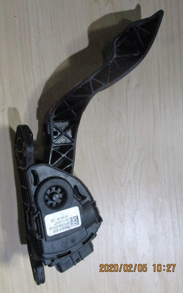 JAPANESE MOTOR SPARE PARTS SUZUKI SWIFT ZC11 ACCELERATOR PEDAL AVAILABLE
