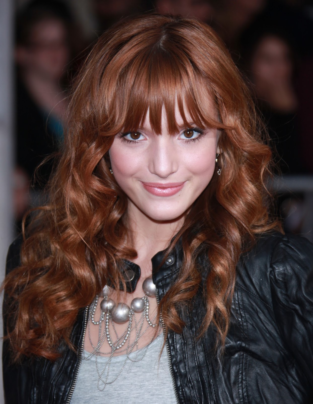Bella Thorne Wide Desktop Wallpaper | HD Wallpapers (High Definition