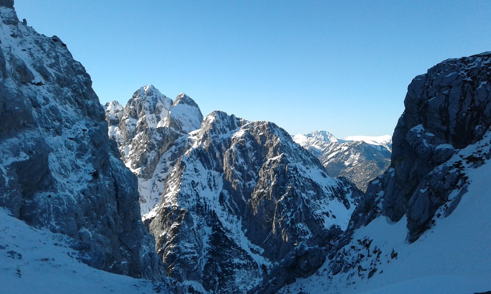 Studentenheim In Innsbruck Unten Tanken Oben Studieren Immo