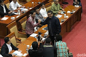 Legislator PKS Ingatkan Nadiem Presentasi Pakai Bahasa Indonesia