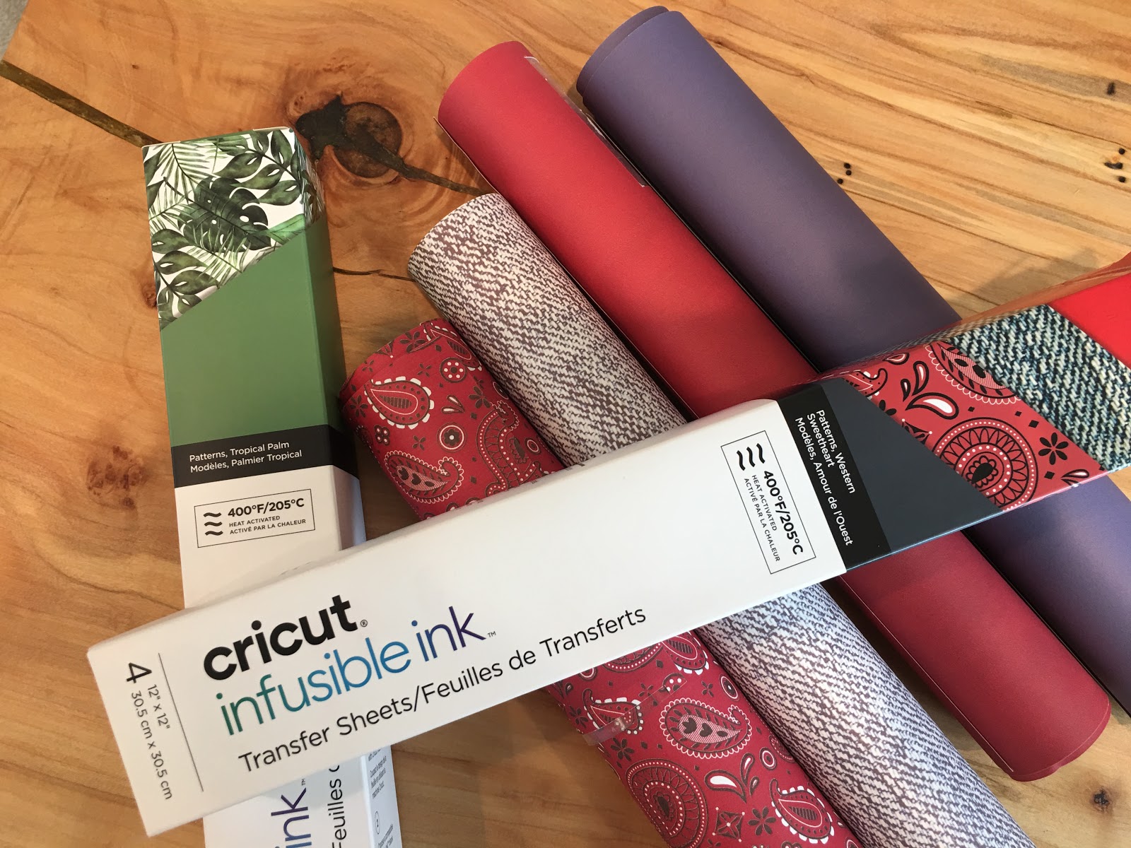 Cricut Infusible Ink Review - Infusible Ink VS Vinyl Transfer 