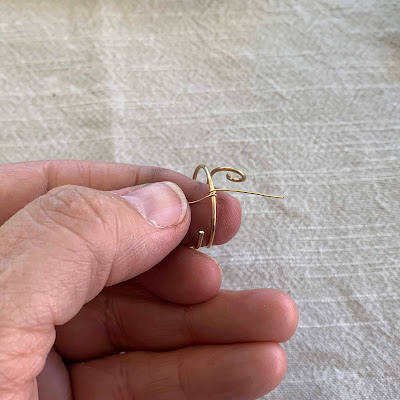 Simple Loop Wire Ring Step by Lisa Yang 珠宝首饰