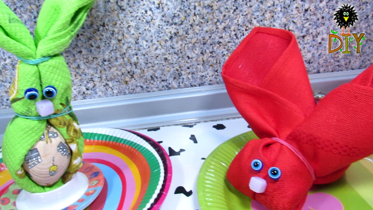 I Know How To... Easy DIY Easter Bunnies Out Of Towel