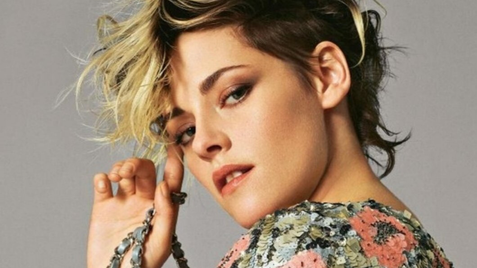 Kristen Stewart para a Grazia Itália - Portal Robsten BR