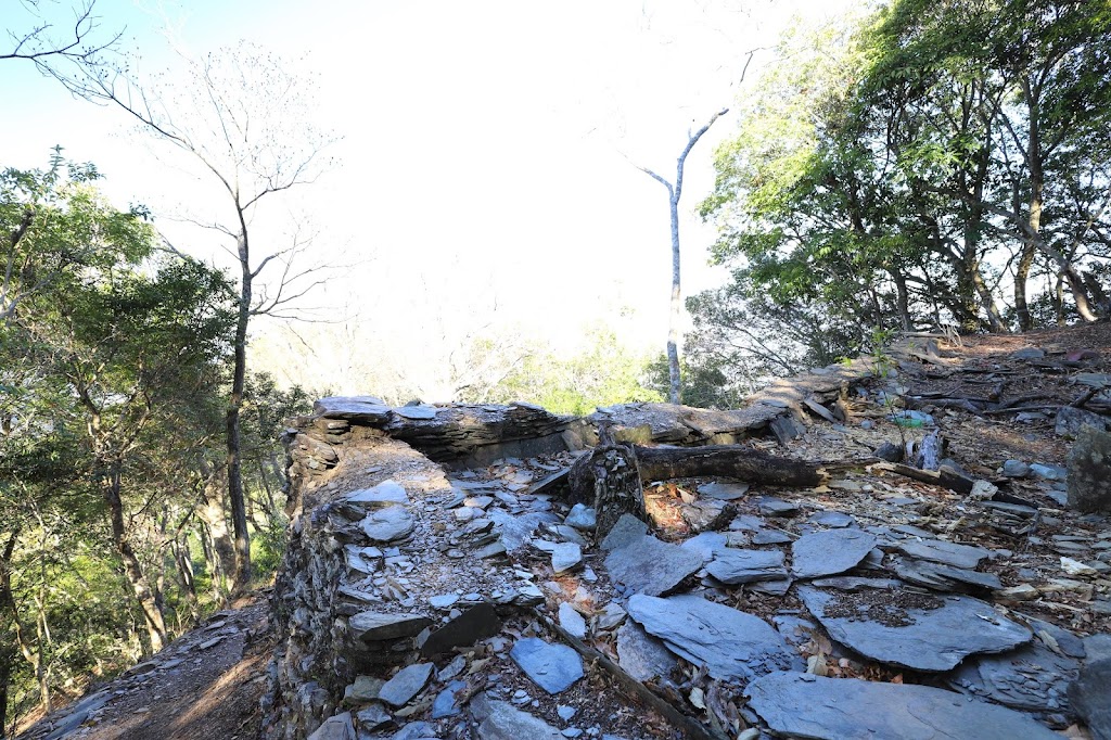 卡社山稜線路攀登拉夫朗西北峰沿途景點