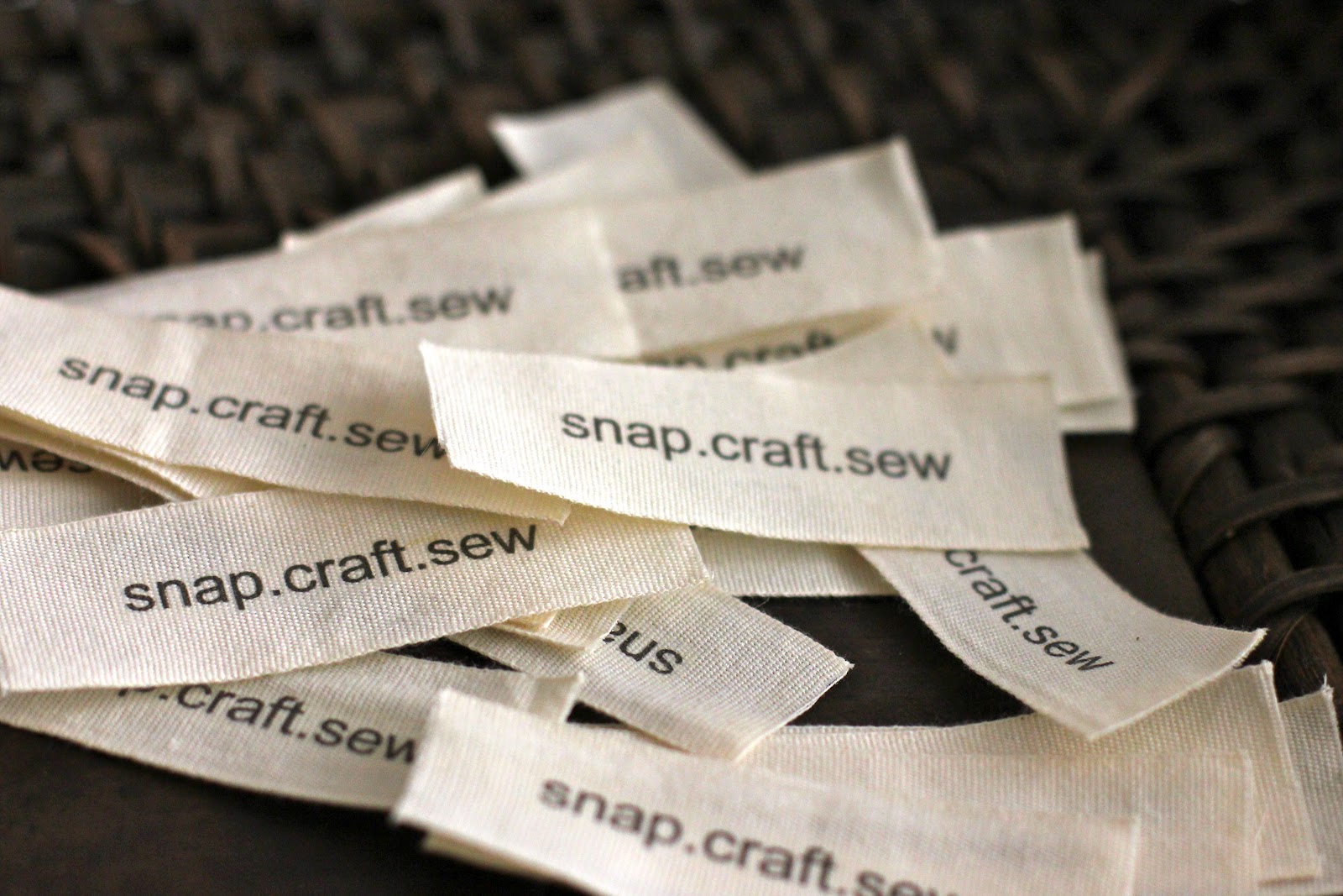 snap.craft.sew: DIY Fabric Labels