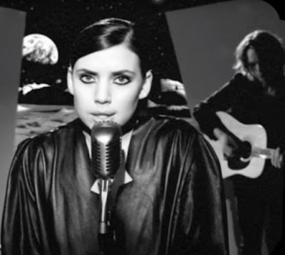 Lykke Li, Live from the Moon!