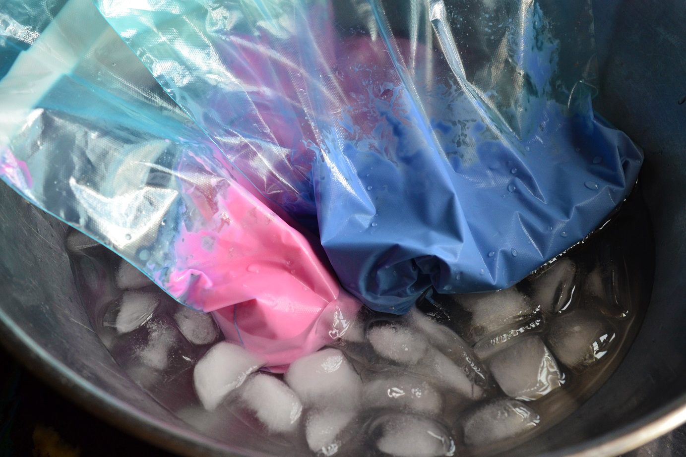 Greedy Girl Cotton candy ice cream with ginger snap cookie