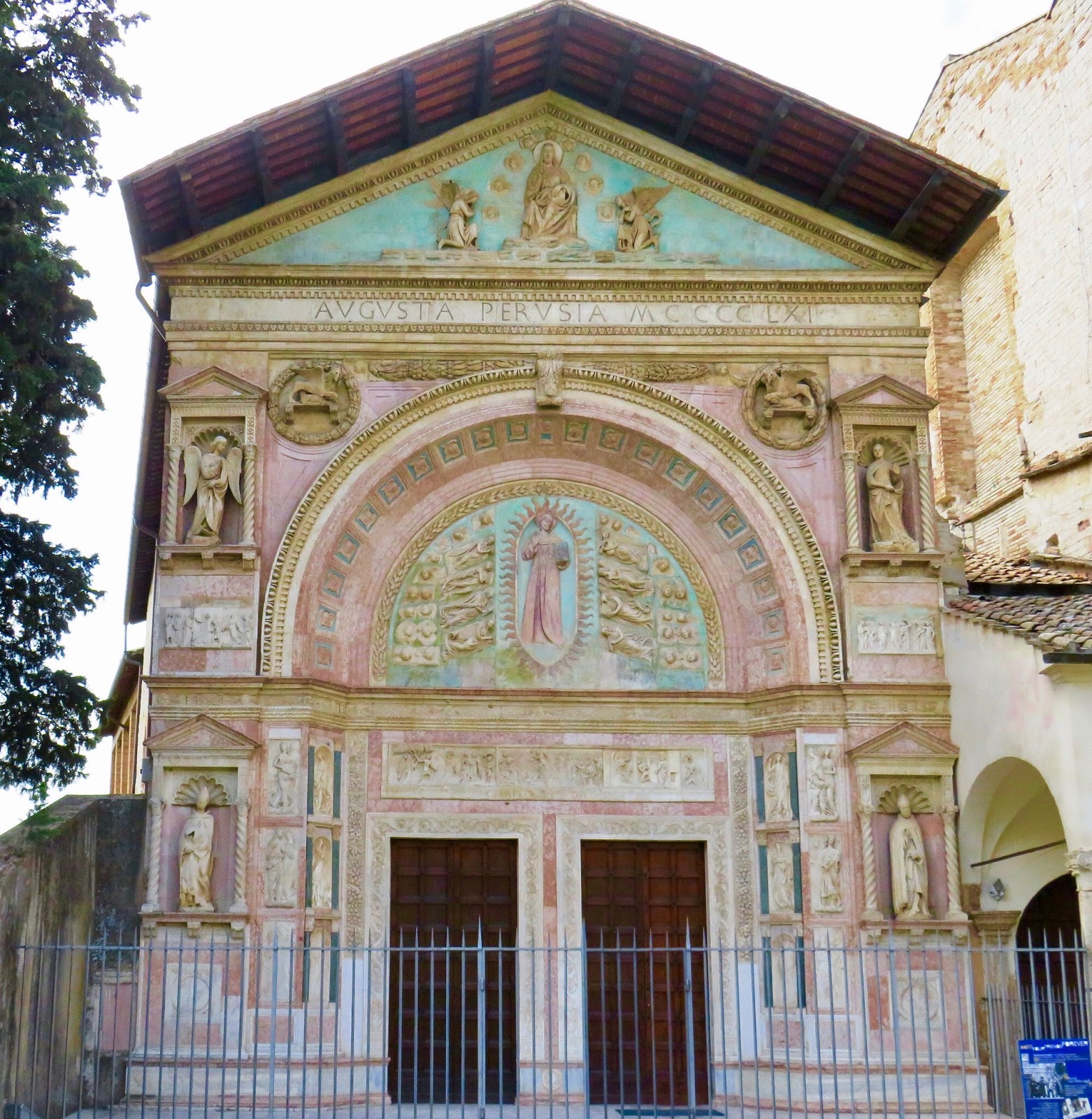 El Poder del Arte Agostino di Duccio el escultor florentino