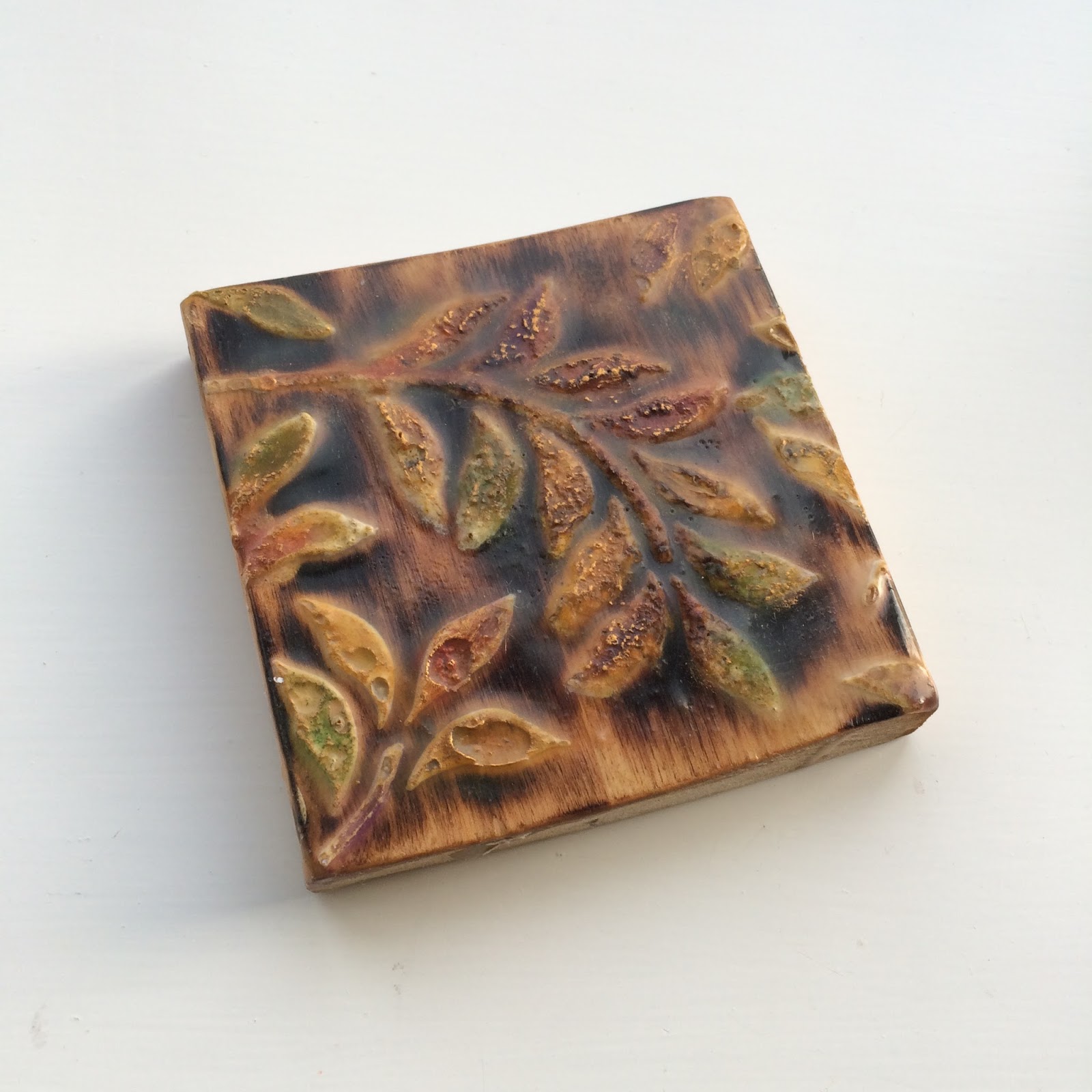 a love to create Glue & Wax