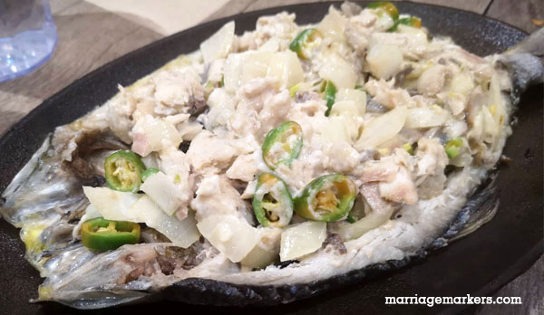 Mangan Restaurant Bacolod - Kapampangan cuisine - Bacolod restaurants - Bacolod blogger - family - daddy blogger - spicy bangus sisig