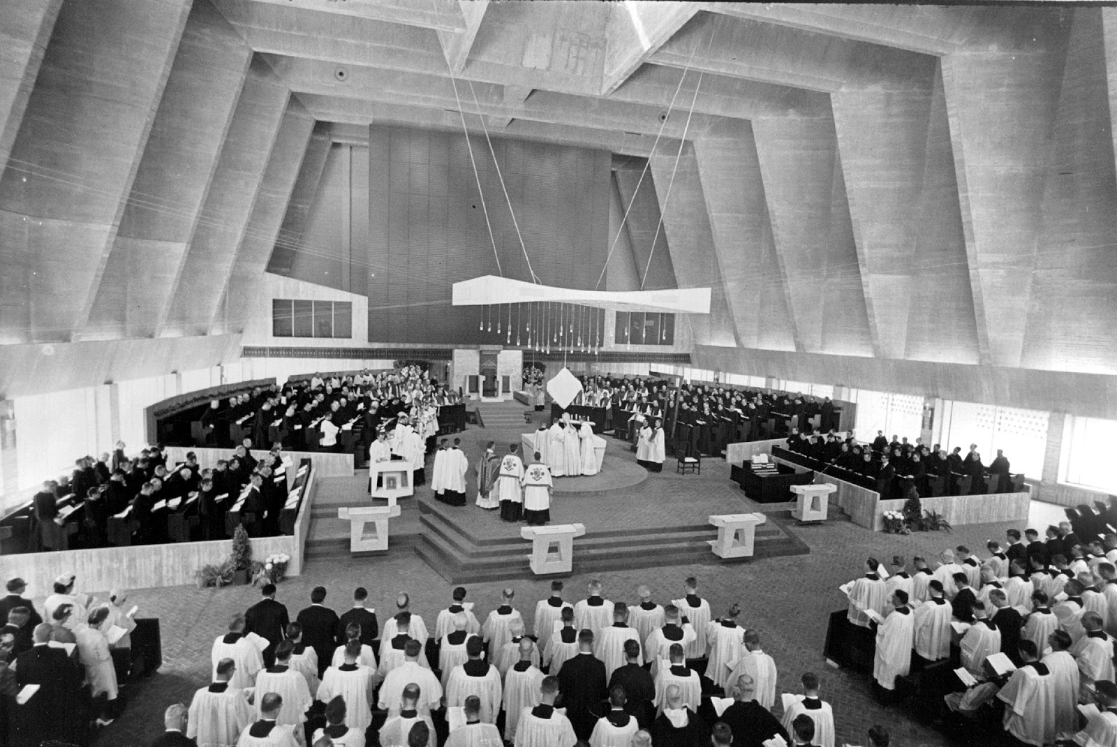 southern orders THE PRIEST CHAIR MAKES THE PRIEST THE OF THE MASS