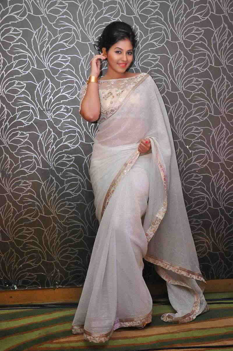 Beautiful Tamil Girl Anjali Stills In Transparent White Saree