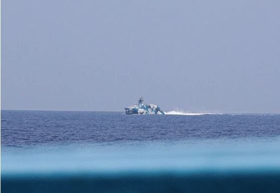 Chinese missile vessels chase Filipino civilian ship in West Philippine ...