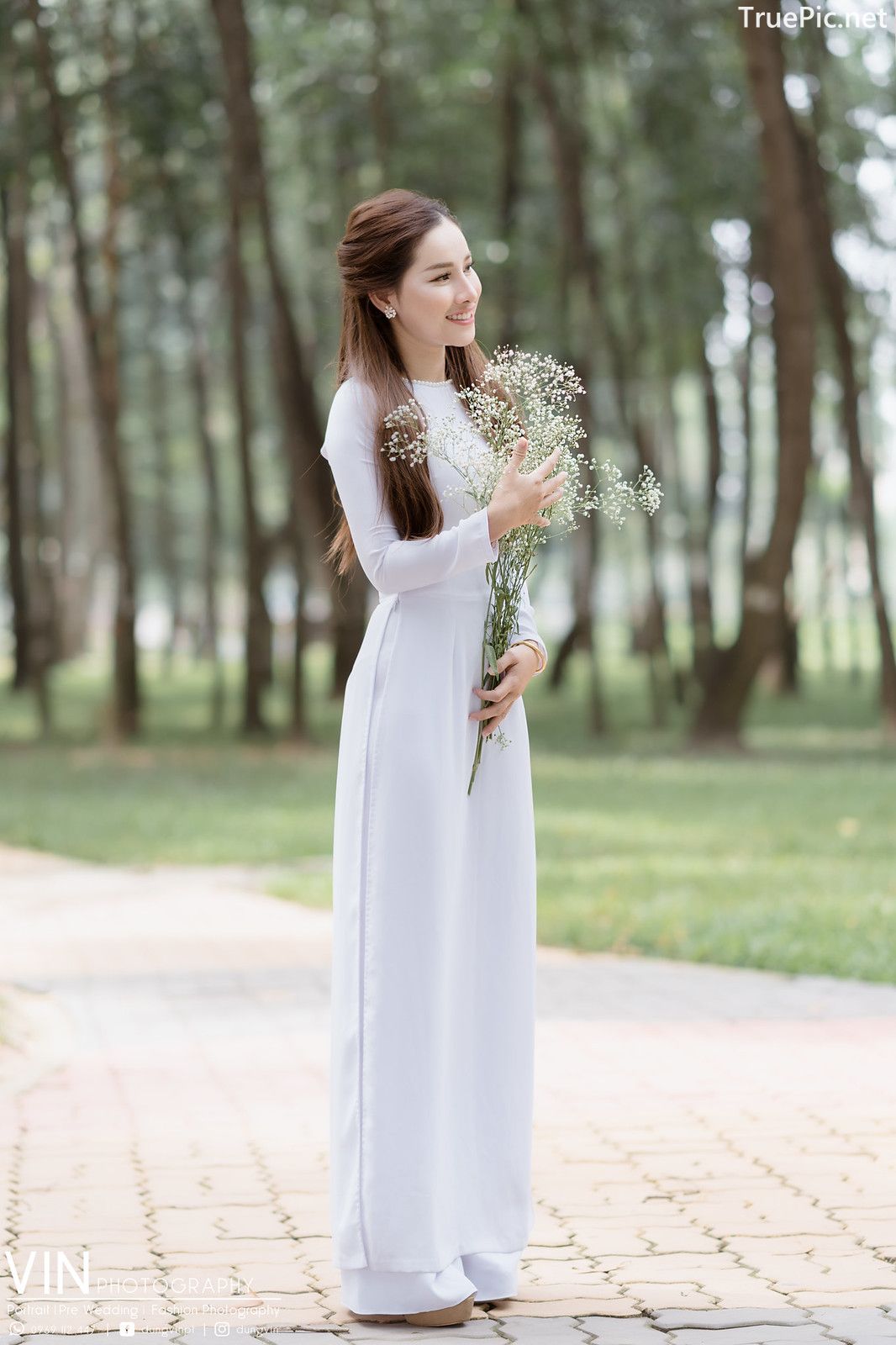 Image-Vietnamese-Beautiful-Girl-Ao-Dai-Vietnam-Traditional-Dress-by-VIN-Photo-3-TruePic.net- Picture-44