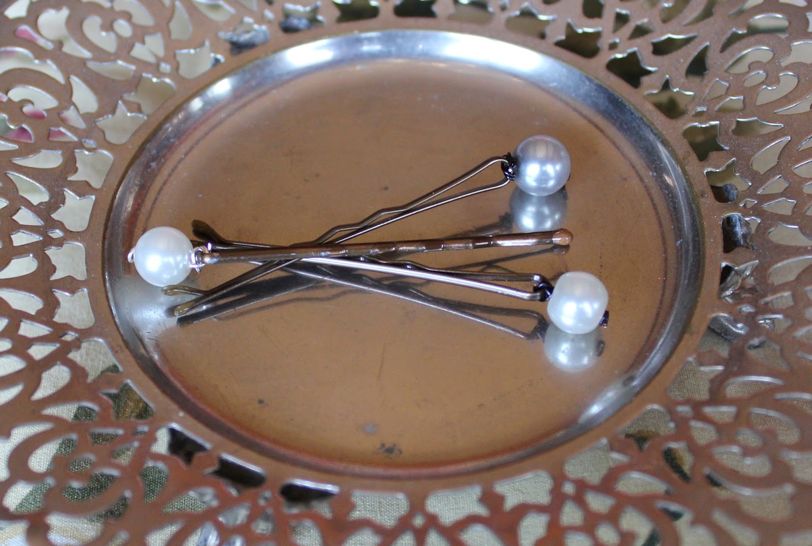 lodiy DIY & lifestyle blog diy pearl bobby pins