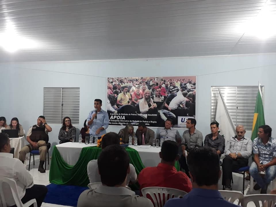 Prefeito Gil Rocha participa da 1ª Audiência Pública do Transporte Alternativo Estadual em Malhada de Pedras Prefeito Gil Rocha participa da 1ª Audiência Pública do Transporte Alternativo Estadual em Malhada de Pedras