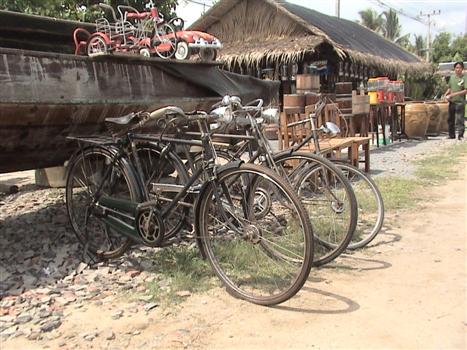 Bike Review: จักรยานแก่นหล่อน Bike Review: จักรยานแก่นหล่อน