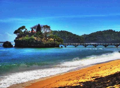  Balekambang Beach  East Java Vacation Packages
