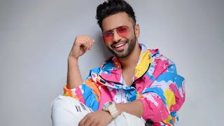 Rahul Vaidya rahul-vaidya-confirms-being-part-of-khatron-ke-khiladi-11-says-he-has-fear-of-water-and-snakes