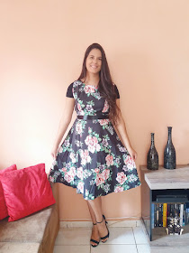 https://www.rosegal.com/vintage-dresses/retro-floral-swing-dress-2391739.html?lkid=16566142