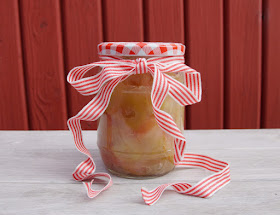 Rezept: Dänisches Apfelkompott zubereiten. Das Rezept aus Dänemark eignet sich gut für die Verwertung von Fallobst!