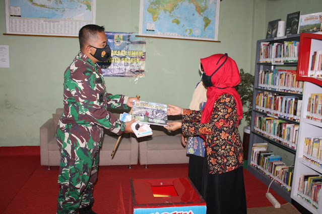 Tumbuhkan Minat Baca Masyarakat, Dandim Sragen Berikan Bantuan Buku Gratis Tumbuhkan Minat Baca Masyarakat, Dandim Sragen Berikan Bantuan Buku Gratis