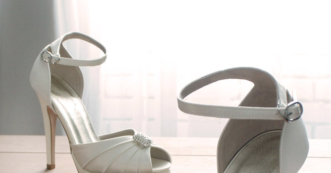 White Label Bridal Shoes: ♥ Dior...